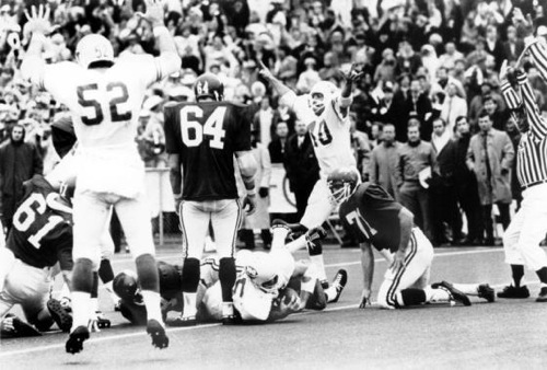 8-Texas-Longhorns-vs-Arkansas-Razorbacks–1969-Game-of-the-Century