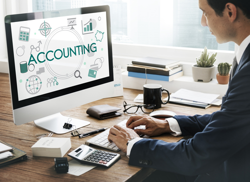 5 Things to Consider When Choosing an Online Accounting Degree Program