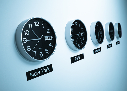 How do Time Zones Affect Online College Cohorts